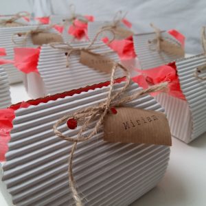 Regalos-invitados-pipas-atelier