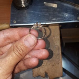 Trabajando-anillos-pipas-atelier